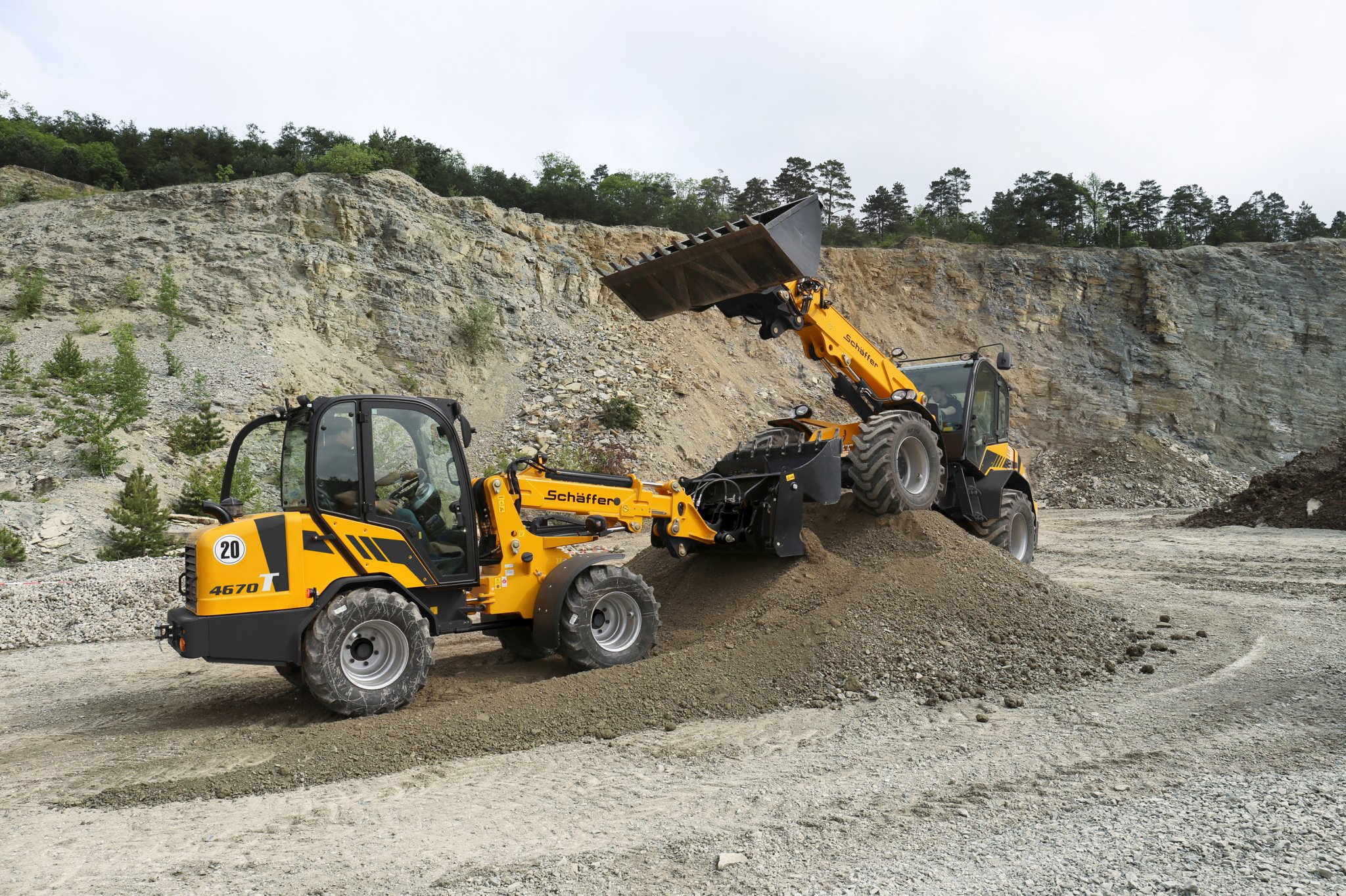 Telescopic wheel loader 4670 T-3 Image 1