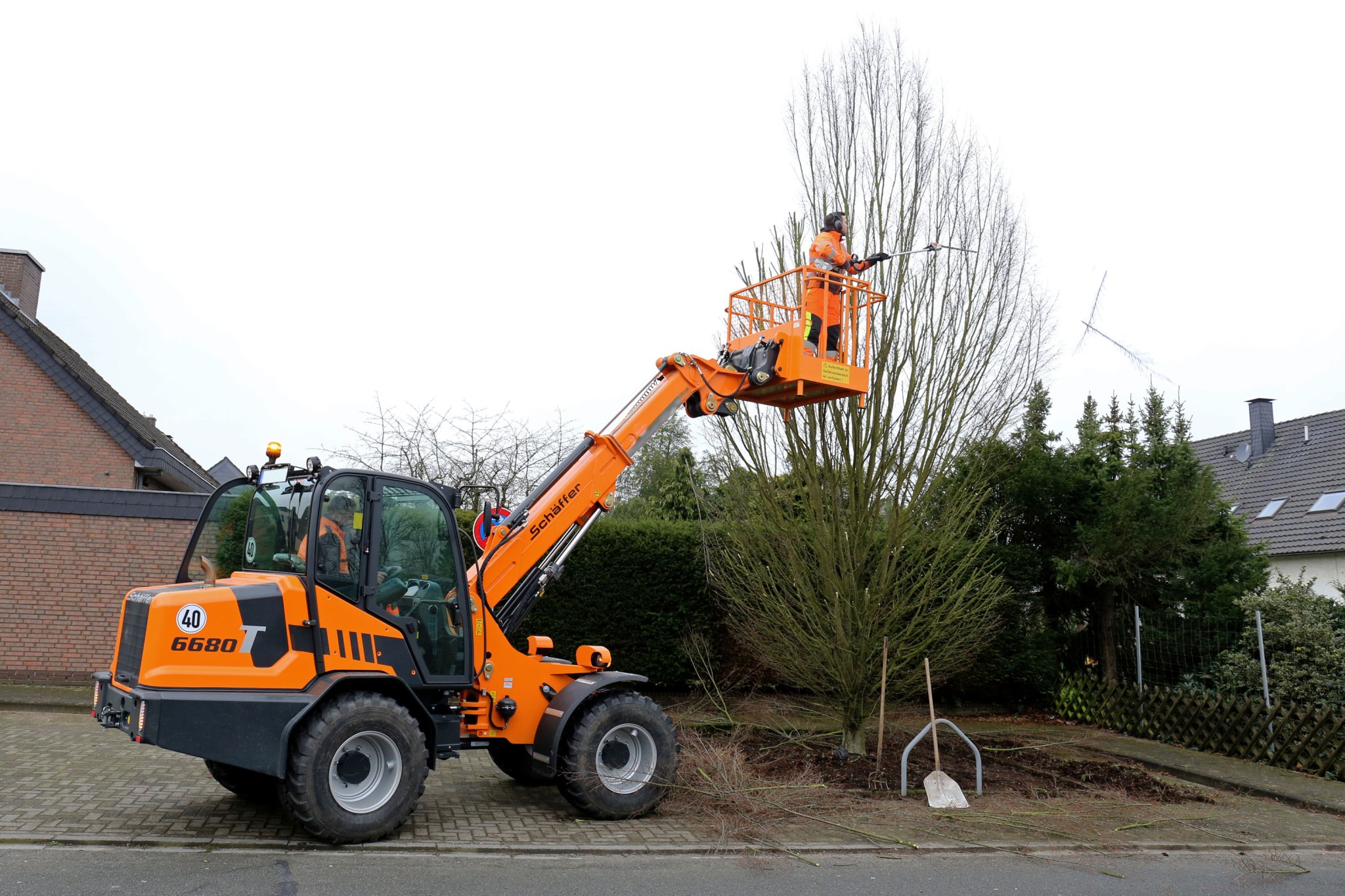 Telescopic wheel loader 6680 T-3 Image 4